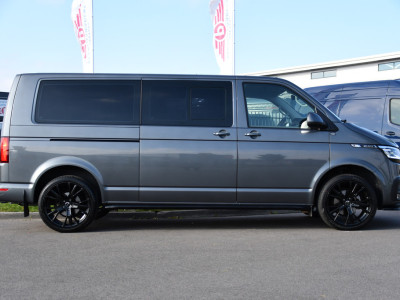 Volkswagen Transporter 2.0 TDI L2H1 30 DC Bulli Virtual, Adpatieve Cruise, Carplay, LED, Leder, Stoelverwarming, Trekhaak, Automaat, Uniek! foto 10
