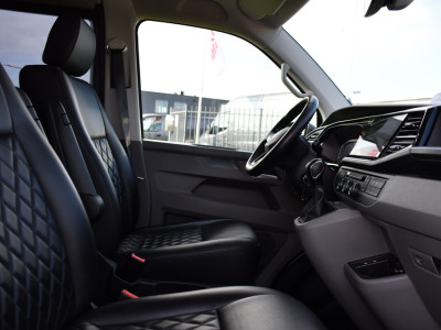 Volkswagen Transporter 2.0 TDI L2H1 30 DC Bulli Virtual, Adpatieve Cruise, Carplay, LED, Leder, Stoelverwarming, Trekhaak, Automaat, Uniek! foto 17