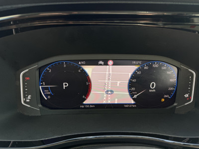 Volkswagen Transporter 2.0 TDI L2H1 30 DC Caravelle Virtual, Adaptieve Cruise, Camera, 2 x Electrische deur, 199pk, LED, Leder, Clima, Stoelverwarming, Carplay, Automaat, Uniek! foto 12