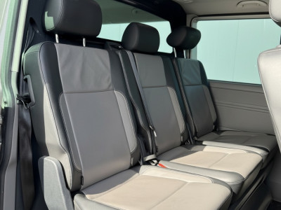 Volkswagen Transporter 2.0 TDI L2H1 30 DC Caravelle Virtual, Adaptieve Cruise, Camera, 2 x Electrische deur, 199pk, LED, Leder, Clima, Stoelverwarming, Carplay, Automaat, Uniek! foto 17