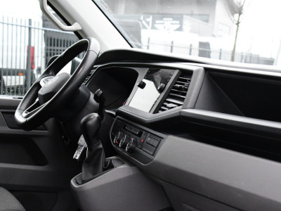 Volkswagen Transporter 2.0 TDI L2H1 30 PB Edition Highline Adaptieve Cruise, LED, Sensoren, Carplay, 150PK, Automaat, LED, Standkachel, NAVI, UNIEK! foto 12