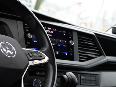Volkswagen Transporter 2.0 TDI L2H1 30 PB Edition Highline Adaptieve Cruise, LED, Sensoren, Carplay, 150PK, Automaat, LED, Standkachel, NAVI, UNIEK! foto 14