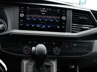 Volkswagen Transporter 2.0 TDI L2H1 30 PB Edition Highline Adaptieve Cruise, LED, Sensoren, Carplay, 150PK, Automaat, LED, Standkachel, NAVI, UNIEK! foto 15