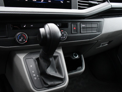 Volkswagen Transporter 2.0 TDI L2H1 30 PB Edition Highline Adaptieve Cruise, LED, Sensoren, Carplay, 150PK, Automaat, LED, Standkachel, NAVI, UNIEK! foto 17