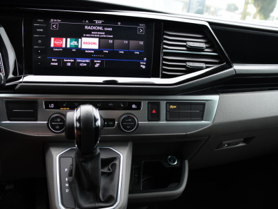 Volkswagen Transporter 2.0 TDI L2H1 32 DC Caravelle Virtual, Adaptieve Cruise, Carplay, LED, 204pk, Stoelverwarming, Clima, Automaat, 2 x Schuifdeur, Multimedia, Uniek! foto 19