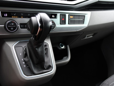 Volkswagen Transporter 2.0 TDI L2H1 32 DC Caravelle Virtual, Adaptieve Cruise, Carplay, LED, 204pk, Stoelverwarming, Clima, Automaat, 2 x Schuifdeur, Multimedia, Uniek! foto 20