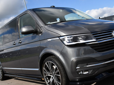 Volkswagen Transporter 2.0 TDI L2H1 32 DC Caravelle Virtual, Adaptieve Cruise, Carplay, LED, Leder, 2 x Electrische deur, Automaat, Clima, Stoelverwarming, Uniek! Bulli / Highline foto 17