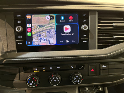 Volkswagen Transporter 2.0 TDI L2H1 4Motion 4X4 150 PK Servicebus / Sortimo Inrichting / Euro 6 / 220V. / Airco / CarPlay / Camera / Trekhaak / Cruise Control / Navigatie / Klep foto 9