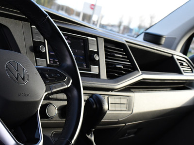 Volkswagen Transporter 2.0 TDI L2H1 ABT Edition Carplay, Stoelverwarming, Sensoren, Adapteive Cruise, LED, 150pk, Automaat, Standkachel, Multimedia, Uniek! foto 15