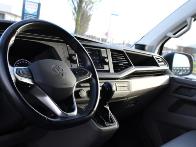 Volkswagen Transporter 2.0 TDI L2H1 ABT Edition Carplay, Stoelverwarming, Sensoren, Adapteive Cruise, LED, 150pk, Automaat, Standkachel, Multimedia, Uniek! foto 2