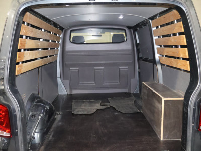 Volkswagen Transporter 2.0 TDI L2 H1 Airco foto 3