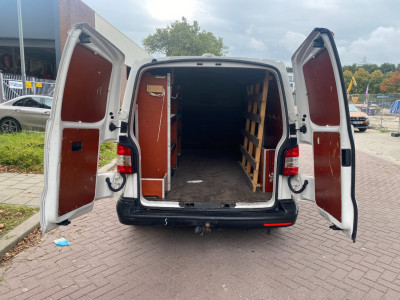 Volkswagen Transporter 2.0 TDI L2H1 /Airco / 2015 / 103KW=140PK / Euro5 / Cruise Control / 3Zits / Airbag / Elek Ramen / Lang / foto 5
