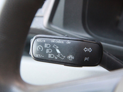 Volkswagen Transporter 2.0 TDI L2H1 App connect / Imperiaal / Camera / Trekhaak / 3 zits 21