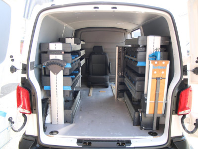 Volkswagen Transporter 2.0 TDI L2H1 Automaat 150PK / Camera / App connect / Navi 7