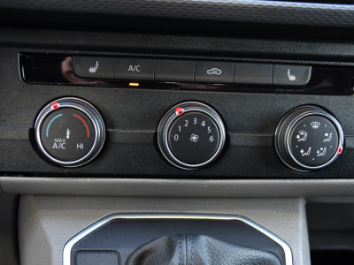 Volkswagen Transporter 2.0 TDI L2H1 Bulli Virtual, Adaptieve Cruise, Camera, Carplay, LED, 150pk, Stoelverwarming, Multimedia, Sensoren, Trekhaak, Uniek! foto 18