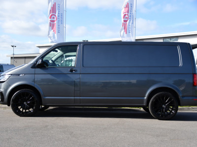 Volkswagen Transporter 2.0 TDI L2H1 Bulli Virtual, Adaptieve Cruise, Camera, Carplay, LED, 150pk, Stoelverwarming, Multimedia, Sensoren, Trekhaak, Uniek! foto 9