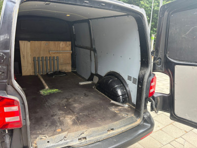 Volkswagen Transporter 2.0 TDI L2H1 Comfortline|NAP|airconditioning|cruise control|bluetooth|5 versnellingen|elektrisch pakket 21