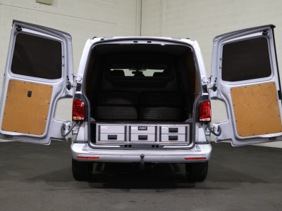 Volkswagen Transporter 2.0 TDI L2 H1 DC Bulli Automaat 11