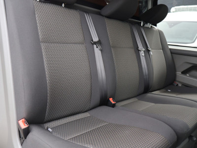 Volkswagen Transporter 2.0 TDI L2 H1 DC Bulli Automaat 17