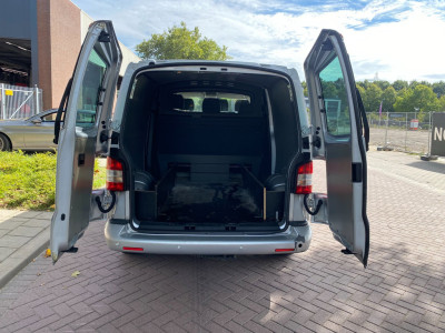 Volkswagen Transporter 2.0 TDI L2H1 DC Comfortline / Airco / 2012 / Euro5 / Navigatie / Cruise Control / PDC/APK 11-4-2027 / 140PK foto 12