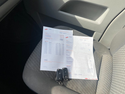 Volkswagen Transporter 2.0 TDI L2H1 DC Comfortline / Automaat / Airco / Navigatie / Euro5 / 180PK / Cruise Control / PDC / Sport / foto 13