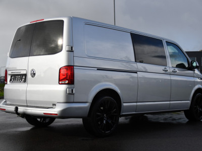 Volkswagen Transporter 2.0 TDI L2H1 DC PB Edition MARGE! Cruise, Carplay, Airco, 150pk, Sensoren, Trekhaak, Multimedia, Automaat, Uniek! foto 5
