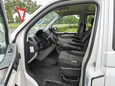 Volkswagen Transporter 2.0 TDI L2H1 DC Trendline AIRCO BJ 2016 foto 11