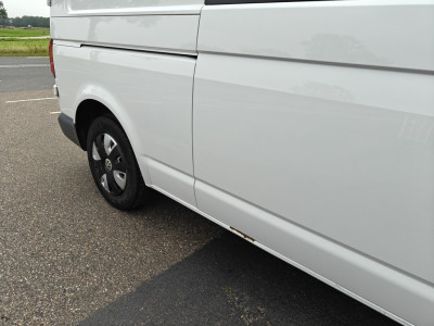 Volkswagen Transporter 2.0 TDI L2H1 DC Trendline AIRCO BJ 2016 foto 17