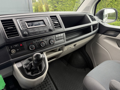Volkswagen Transporter 2.0 TDI / L2H1 / DUBBELE CABINE / TREKHAAK / 1e EIG. / CRUISE / AIRCO / ISOFIX foto 15
