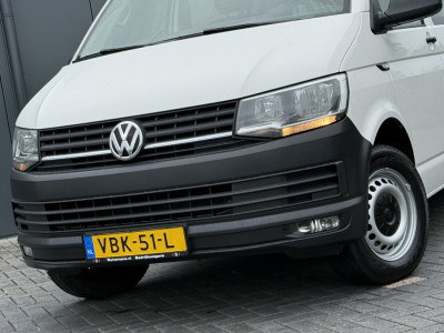 Volkswagen Transporter 2.0 TDI / L2H1 / DUBBELE CABINE / TREKHAAK / 1e EIG. / CRUISE / AIRCO / ISOFIX foto 17