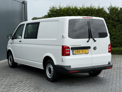 Volkswagen Transporter 2.0 TDI / L2H1 / DUBBELE CABINE / TREKHAAK / 1e EIG. / CRUISE / AIRCO / ISOFIX foto 5