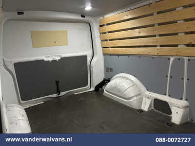 Volkswagen Transporter 2.0 TDI L2H1 Euro6 Airco | Navigatie | Apple Carplay | Android Auto Bijrijdersbank, Achterklep 11