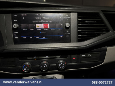 Volkswagen Transporter 2.0 TDI L2H1 Euro6 Airco | Navigatie | Apple Carplay | Cruisecontrol | Trekhaak Parkeersensoren 16