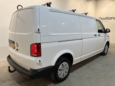 Volkswagen Transporter 2.0 TDI L2H1 / Euro 6 / Schuifdeur L + R / Airco / CarPlay / Cruise Control  / Camera / Trekhaak / 3-Zits / 64.300 KM !! foto 19