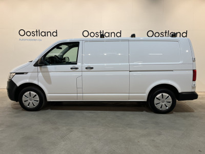 Volkswagen Transporter 2.0 TDI L2H1 / Euro 6 / Schuifdeur L + R / Airco / CarPlay / Cruise Control  / Camera / Trekhaak / 3-Zits / 64.300 KM !! foto 4