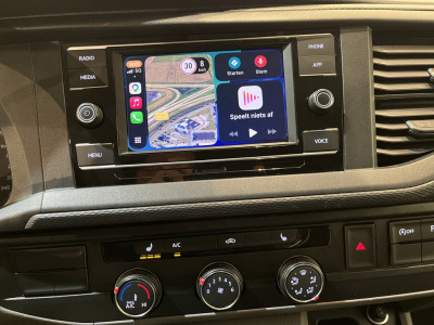 Volkswagen Transporter 2.0 TDI L2H1 / Euro 6 / Schuifdeur L + R / Airco / CarPlay / Cruise Control  / Camera / Trekhaak / 3-Zits / 64.300 KM !! foto 9