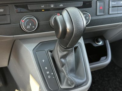 Volkswagen Transporter 2.0 TDI L2H1 Highline Automaat|Navi|Carplay|Camera 10