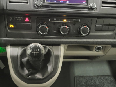 Volkswagen Transporter 2.0TDI L2/H1 Inrichting Trekhaak Euro 6! 12