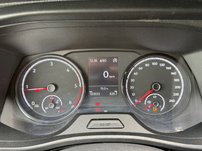 Volkswagen Transporter 2.0 TDI L2H1 Trekhaak / App connect / Imperiaal / cruise foto 16