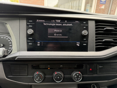 Volkswagen Transporter 2.0 TDI L2H1 Trekhaak / App connect / Imperiaal / cruise foto 17