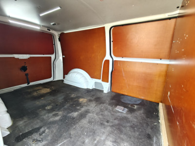 Volkswagen Transporter 2.0 TDI L2H1 Trendline AIRCO/DSG BJ 2018 12