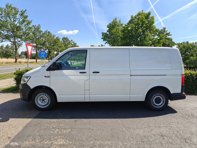 Volkswagen Transporter 2.0 TDI L2H1 Trendline AIRCO/DSG BJ 2018 13