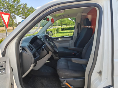 Volkswagen Transporter 2.0 TDI L2H1 Trendline AIRCO/DSG BJ 2018 9