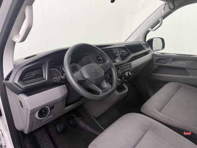 Volkswagen Transporter 2.0TDI Lang | Airco | 3-Zits | Betimmering | Trekhaak foto 3