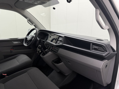 Volkswagen Transporter 2.0TDI Lang Highline | 2xSchuifdeur | Navigatie | Camera | 3-Zits | Airco | Cruise | Betimmering 21
