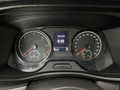 Volkswagen Transporter 2.0TDI Lang | Imperiaal | Trekhaak | Multimedia | Camera | Airco | 3-Zits | Betimmering foto 9