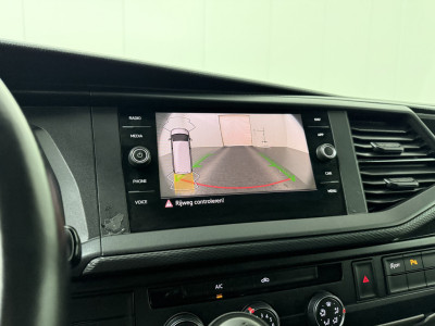 Volkswagen Transporter 2.0TDi 150PK Business | Achterdeuren | Navigatie | Camera | Airco | 3-Zits | Cruise 20