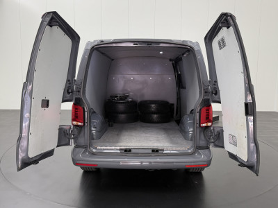 Volkswagen Transporter 2.0TDi 150PK Business | Achterdeuren | Navigatie | Camera | Airco | 3-Zits | Cruise 4
