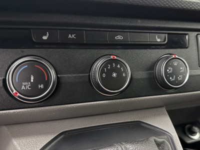 Volkswagen Transporter 2.0TDi 150PK DSG Automaat | Exclusive Leder | Kastinrichting | Navigatie | Multimedia | Airco foto 21