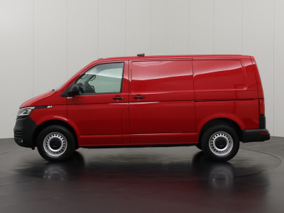 Volkswagen Transporter 2.0TDi 150PK DSG Automaat | Led | 2xSchuifdeur | Navigatie | Multimedia | Airco | Cruise | 3-Zits foto 12